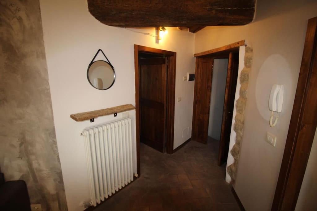 Casa Vacanze Castiglione - 4 Posti Letto Castiglione della Valle Екстериор снимка