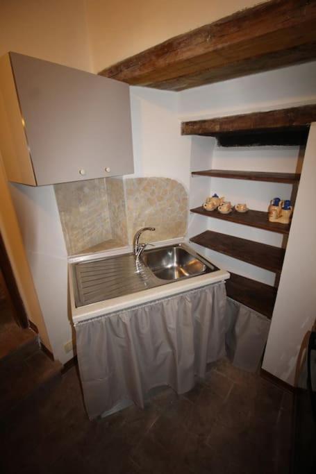 Casa Vacanze Castiglione - 4 Posti Letto Castiglione della Valle Екстериор снимка