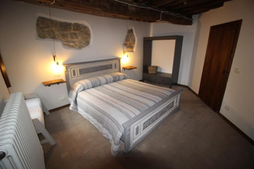 Casa Vacanze Castiglione - 4 Posti Letto Castiglione della Valle Екстериор снимка